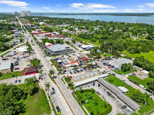 3875  Palm Beach  BLVD, Fort Myers, FL 33916
