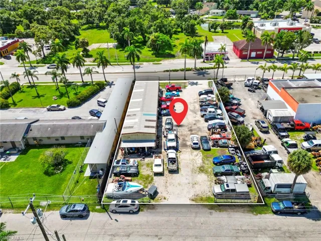 3875  Palm Beach  BLVD, Fort Myers, FL 33916