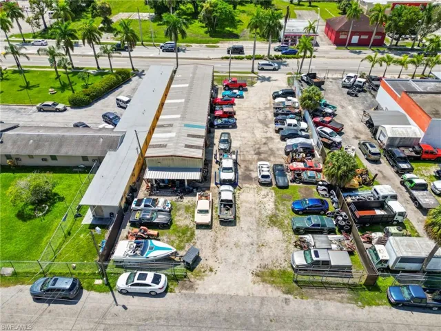 3875  Palm Beach  BLVD, Fort Myers, FL 33916