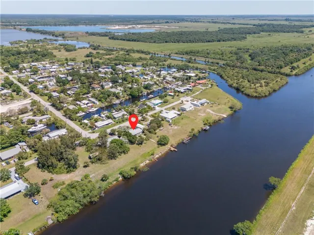 1014 E Anchor Ln, Moore  Haven, FL 33471