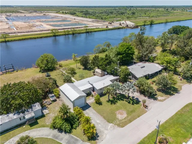 1014 E Anchor Ln, Moore  Haven, FL 33471