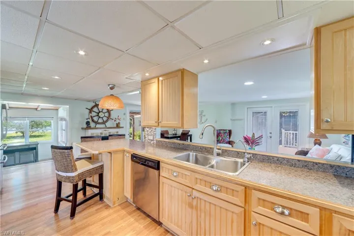 1014 E Anchor Ln, Moore  Haven, FL 33471