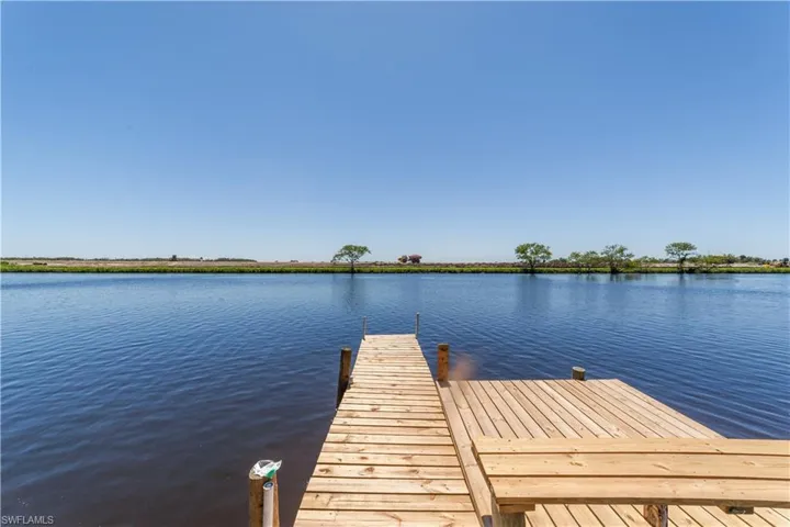 1014 E Anchor Ln, Moore  Haven, FL 33471