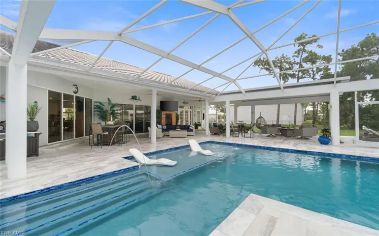 18683 Baseleg Ave, North Fort Myers, Florida 33917