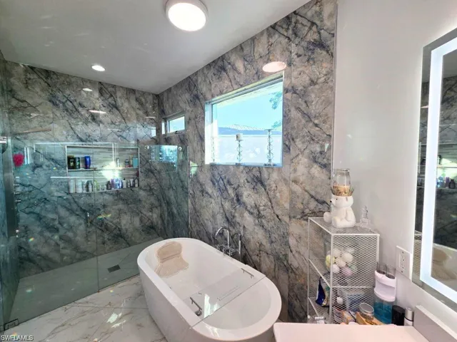 18683 Baseleg Ave, North Fort Myers, Florida 33917