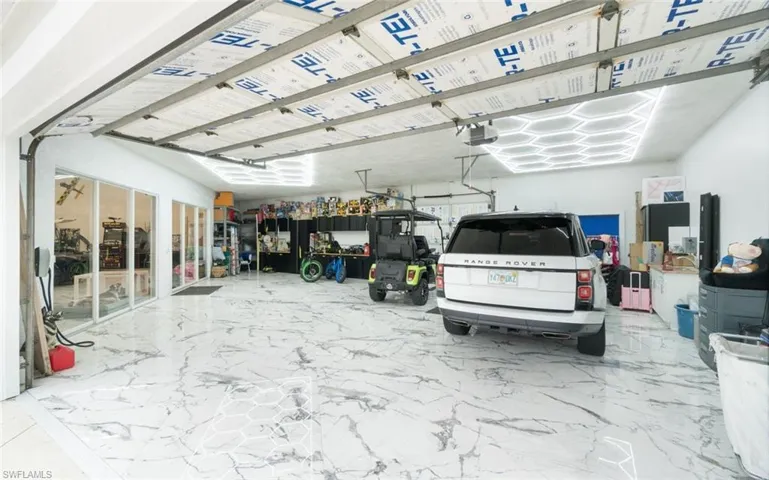 18683 Baseleg Ave, North Fort Myers, Florida 33917
