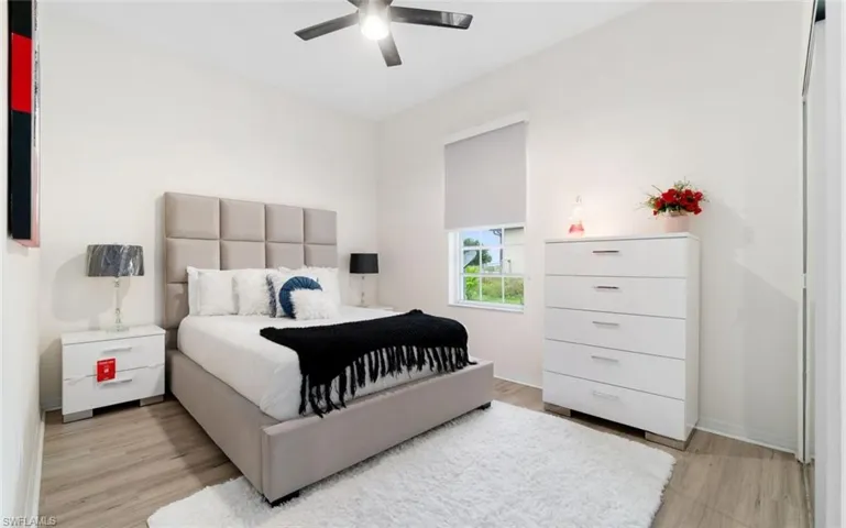 18683 Baseleg Ave, North Fort Myers, Florida 33917