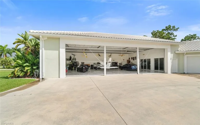 18683 Baseleg Ave, North Fort Myers, Florida 33917