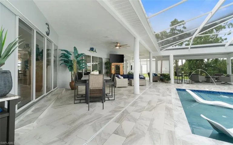 18683 Baseleg Ave, North Fort Myers, Florida 33917