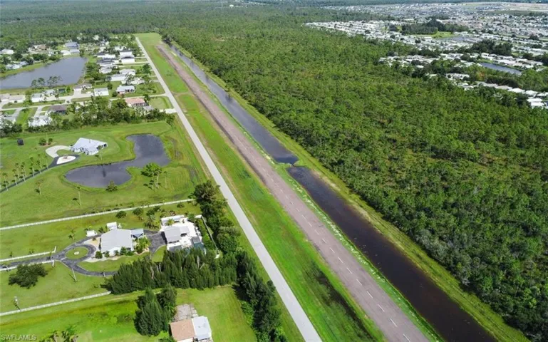18683 Baseleg Ave, North Fort Myers, Florida 33917