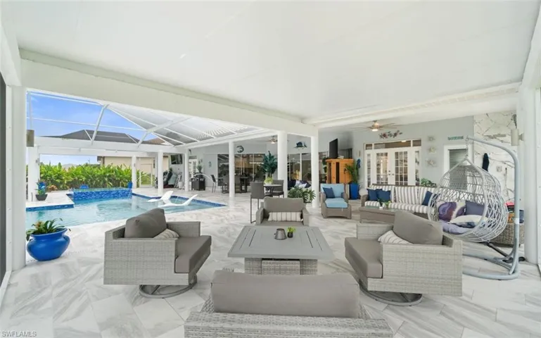 18683 Baseleg Ave, North Fort Myers, Florida 33917