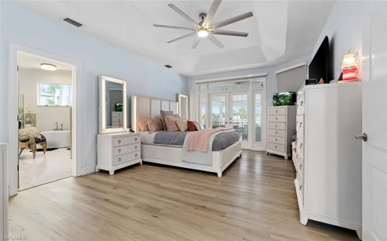 18683 Baseleg Ave, North Fort Myers, Florida 33917