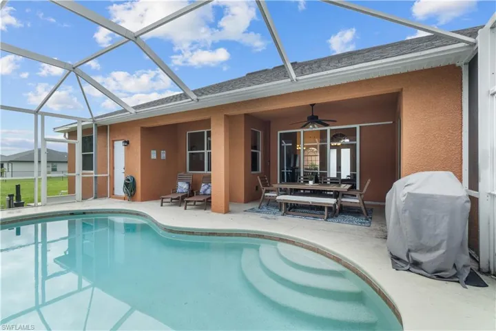 1217 SW 33rd  TER, Cape Coral, FL 33914