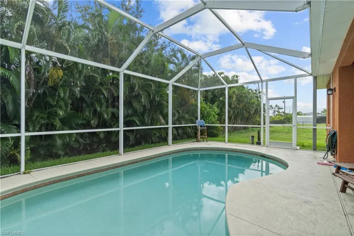 1217 SW 33rd  TER, Cape Coral, FL 33914