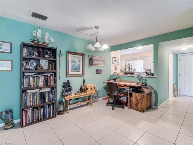 4208 SE 19th  PL, CAPE CORAL, FL 33904