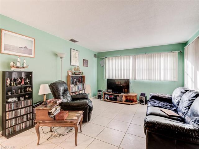 4208 SE 19th  PL, CAPE CORAL, FL 33904