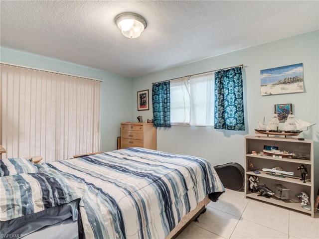 4208 SE 19th  PL, CAPE CORAL, FL 33904