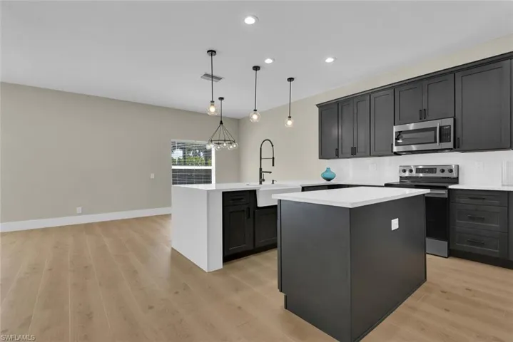 8883  Falcon Pointe  LOOP, Fort Myers, FL 33912