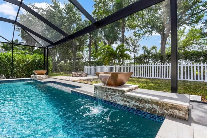 8883  Falcon Pointe  LOOP, Fort Myers, FL 33912
