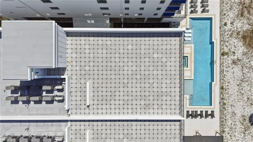 Bird's eye view of a pool area