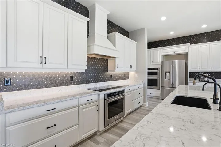 3549  Pilot  CIR, Naples, FL 34120