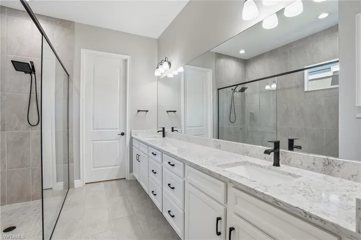 3549  Pilot  CIR, Naples, FL 34120