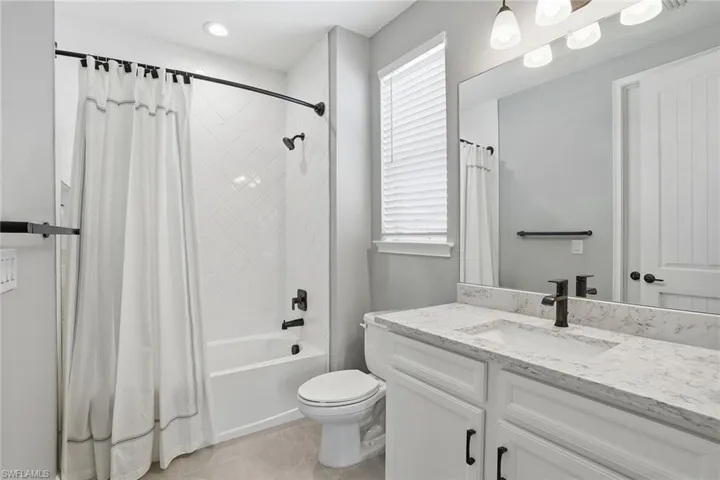 3549  Pilot  CIR, Naples, FL 34120