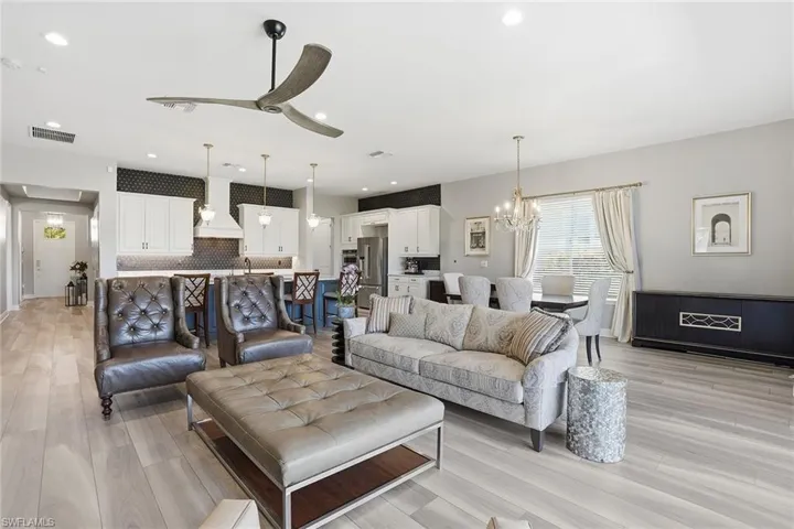 3549  Pilot  CIR, Naples, FL 34120