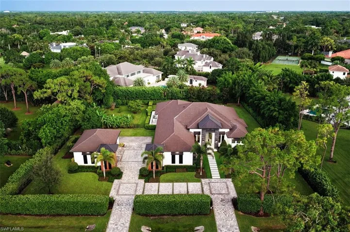 728 Carica Rd, Naples, Florida 34108
