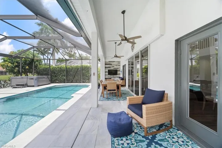 7550  Citrus Hill  LN, Naples, FL 34109