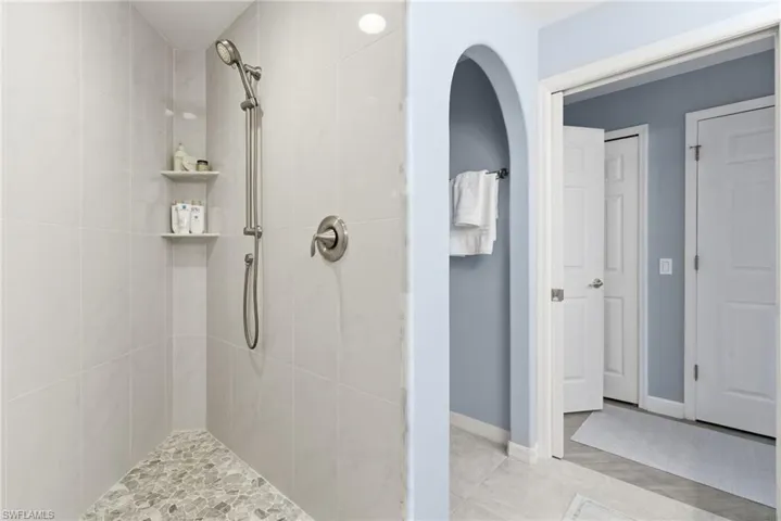 14570 Grande Cay Cir 2407, Fort Myers, Florida 33908