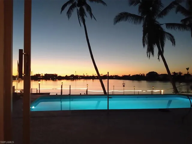 Visit the tropics without leaving home...