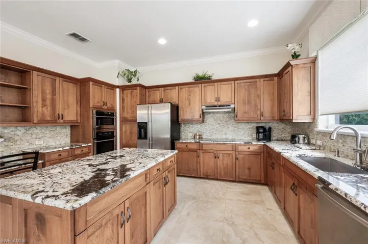 3019  Lancaster  DR, Naples, FL 34105