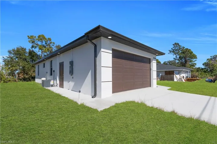 3308 15 St Sw, Lehigh Acres, Florida 33976