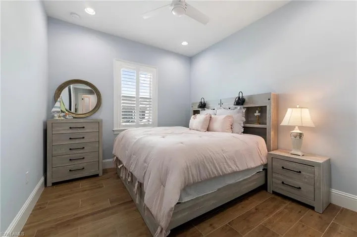 7270 Saona Ct, Naples, Florida 34113