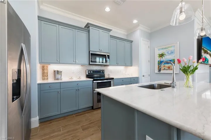 7270 Saona Ct, Naples, Florida 34113