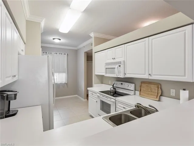20001 Barletta Ln 2011, Estero, Florida 33928