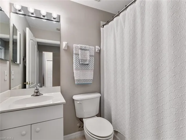 20001 Barletta Ln 2011, Estero, Florida 33928