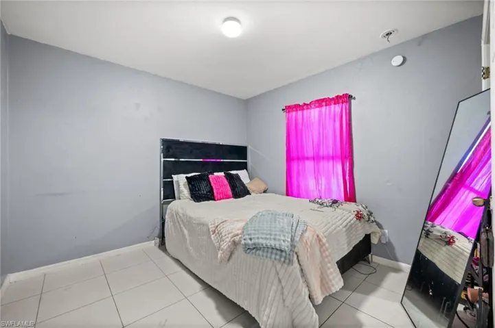 4541/4543 27th St Sw, Lehigh Acres, Florida 33973