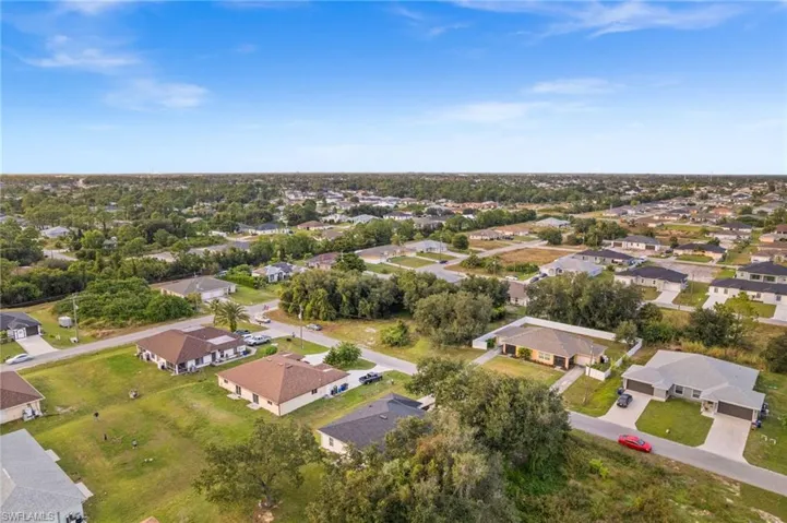 4541/4543 27th St Sw, Lehigh Acres, Florida 33973