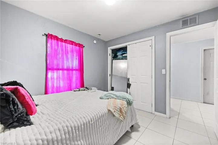 4541/4543 27th St Sw, Lehigh Acres, Florida 33973