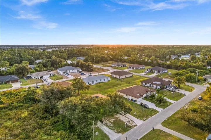 4541/4543 27th St Sw, Lehigh Acres, Florida 33973