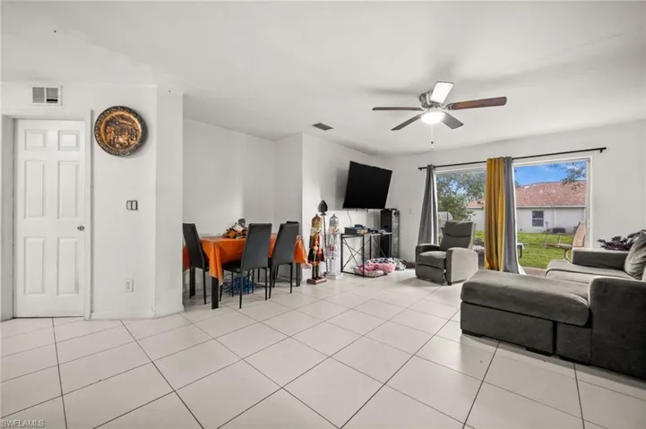 4541/4543 27th St Sw, Lehigh Acres, Florida 33973