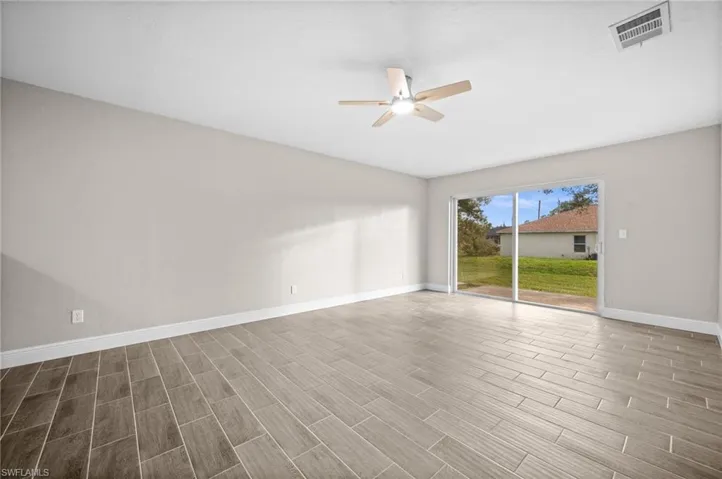 4541/4543 27th St Sw, Lehigh Acres, Florida 33973