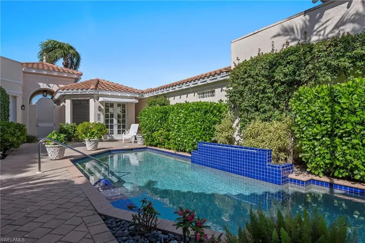 Spectacular Courtyard Living - View to Cabana
