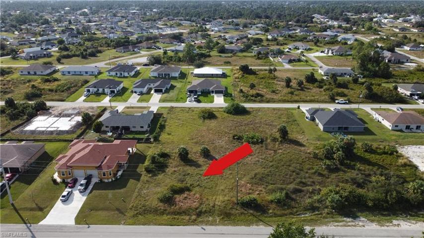 1520-1522  Gretchen S AVE, LEHIGH ACRES, FL 33973