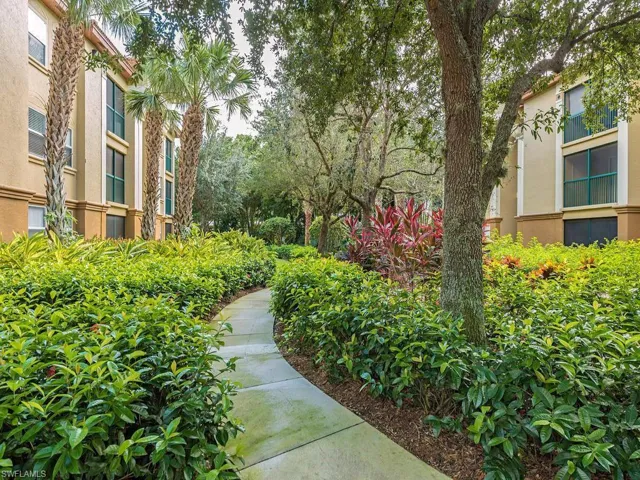 8940 Colonnades Ct E 715, Bonita Springs, Florida 34135