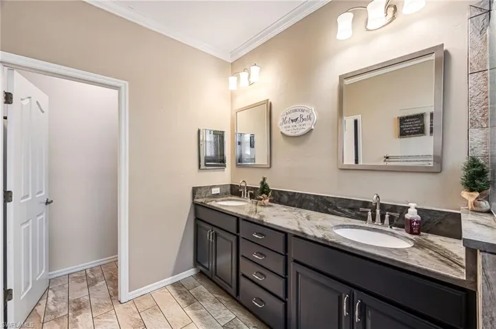 Updated owners bath