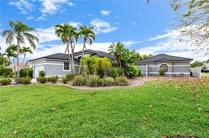 Oversized corner lot