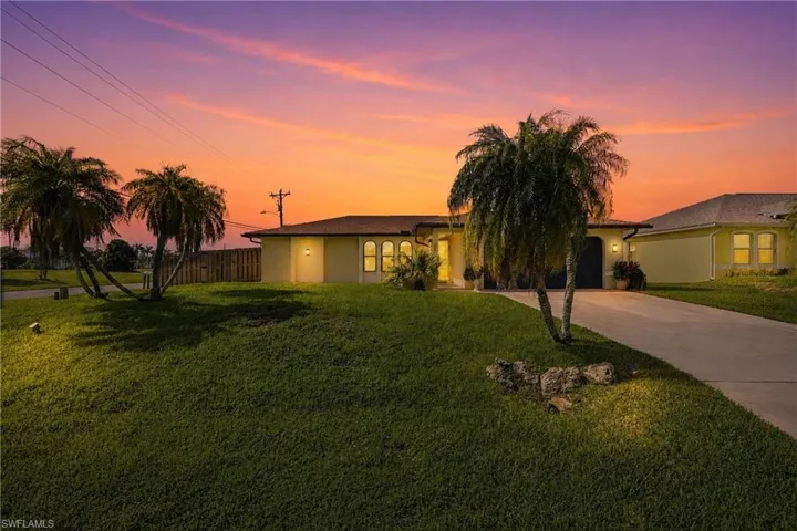 22 Sw 13th Ter, Cape Coral, Florida 33991